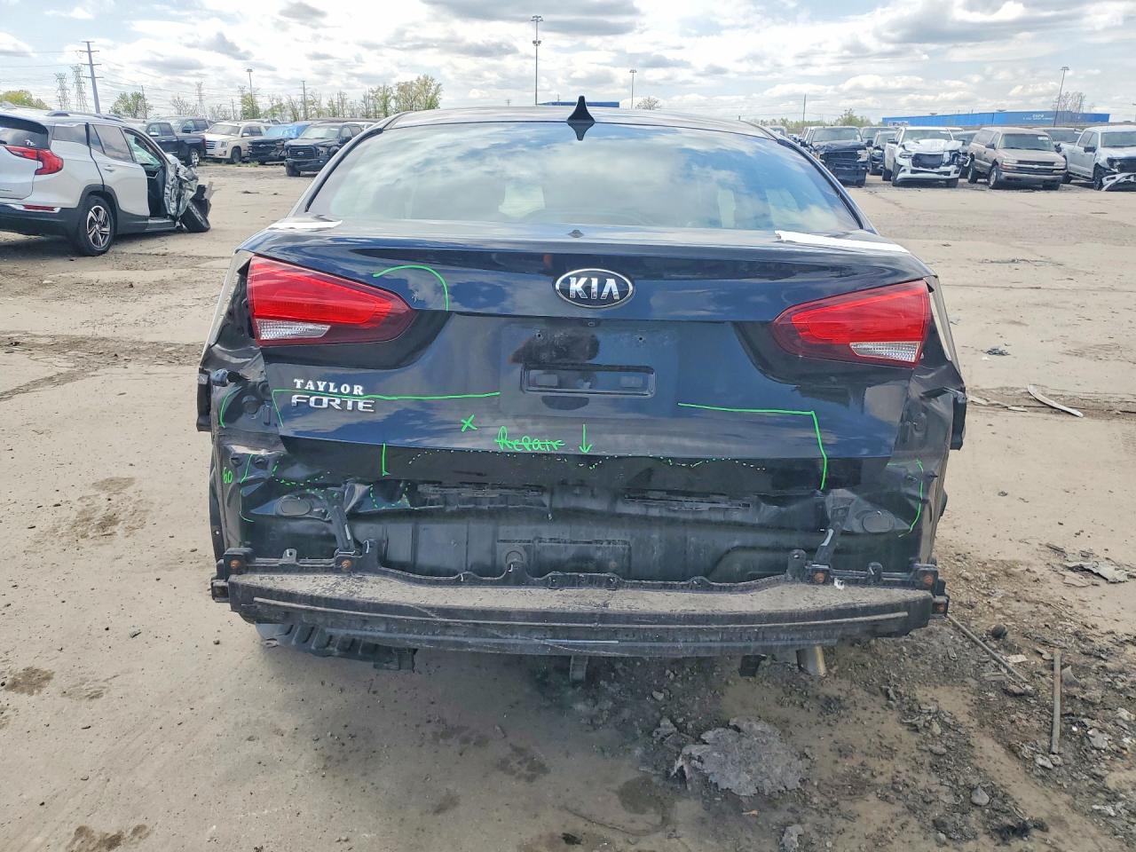 2018 KIA FORTE LX photo 6