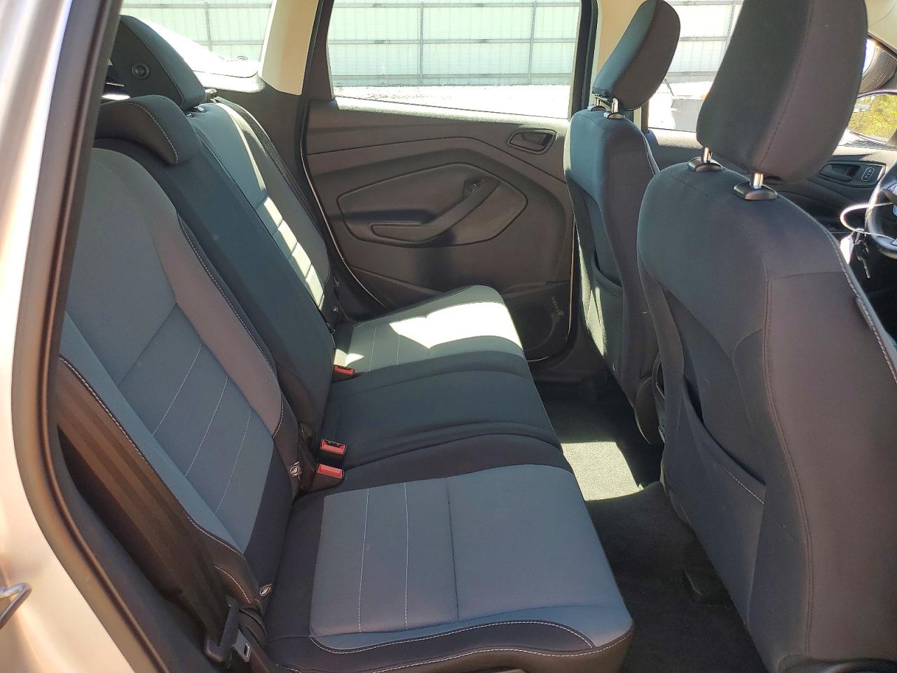 2018 FORD ESCAPE S photo 31
