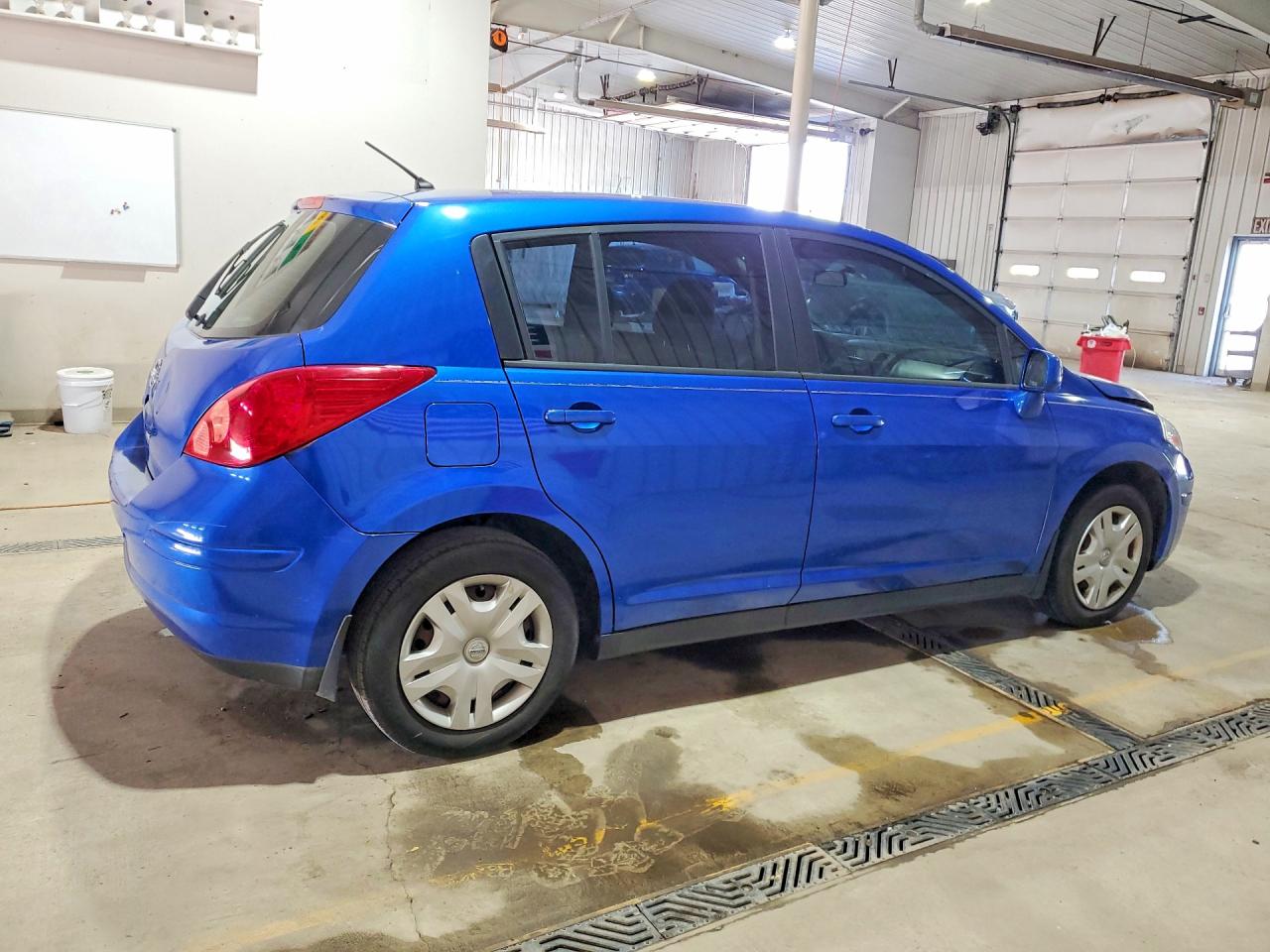 2011 NISSAN VERSA 1.8 S photo 7