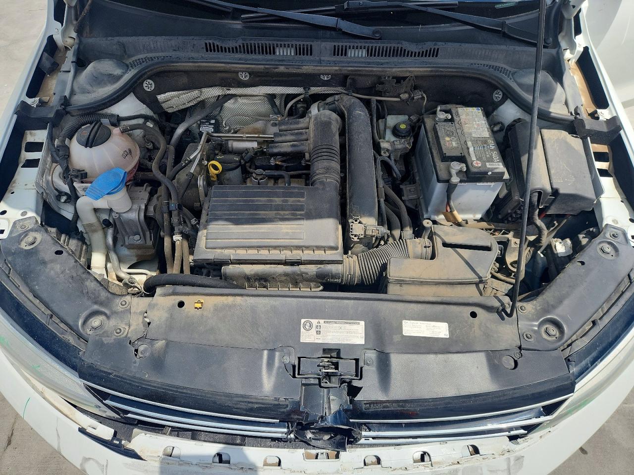 2017 VOLKSWAGEN JETTA SE photo 31