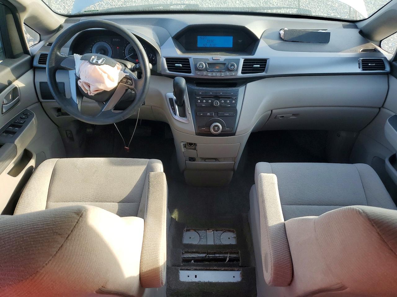 2012 HONDA ODYSSEY LX photo 15