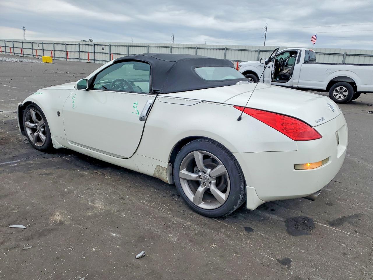 2007 NISSAN 350Z ROADSTER photo 3