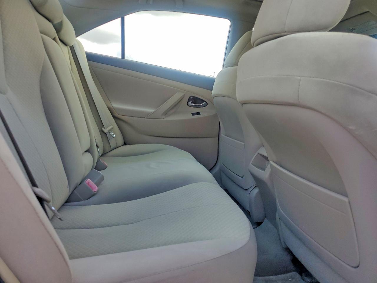 2007 TOYOTA CAMRY LE photo 28