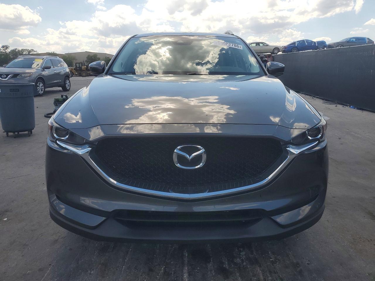 2017 MAZDA CX-5 TOURING photo 9