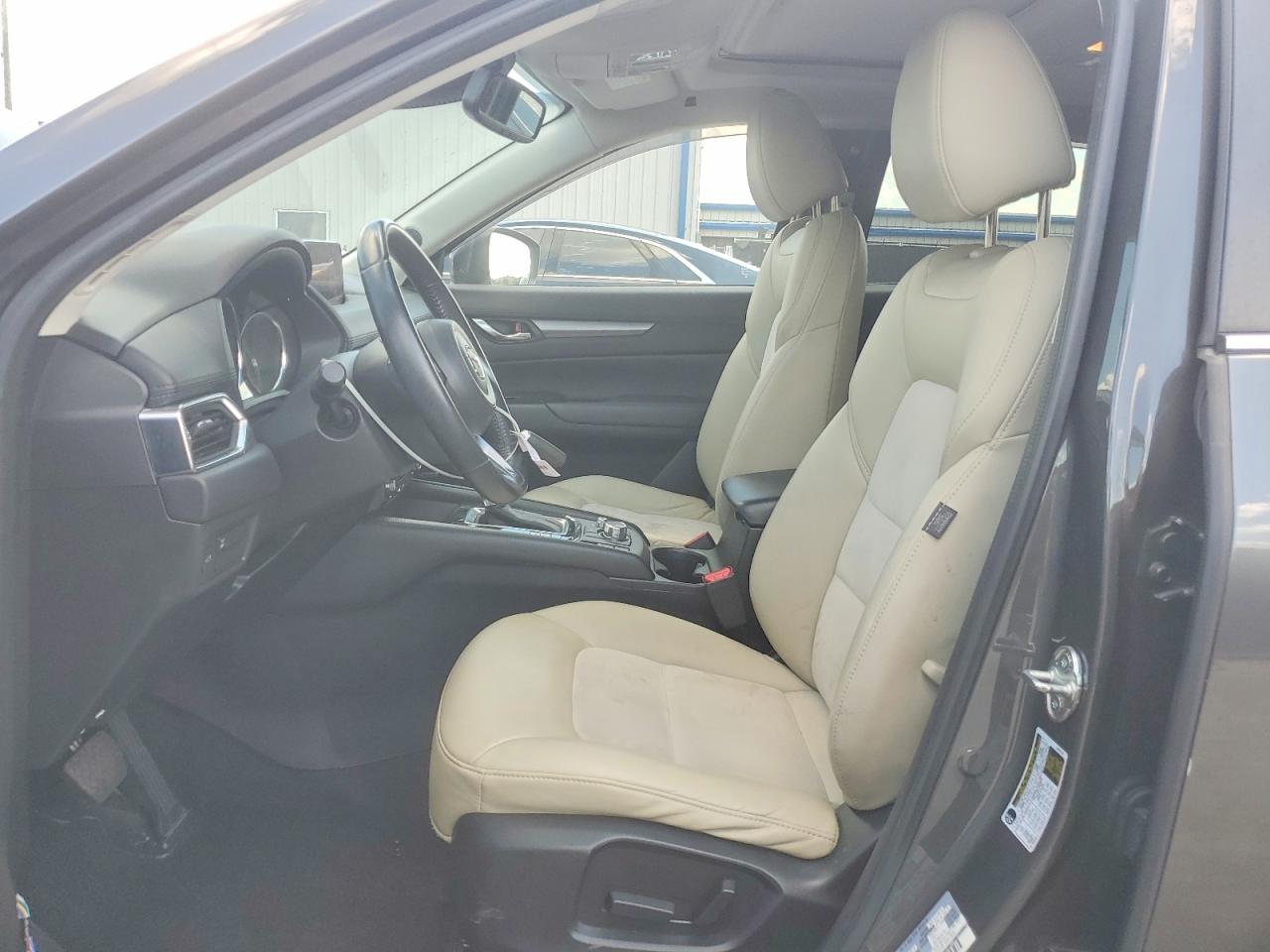 2017 MAZDA CX-5 TOURING photo 13