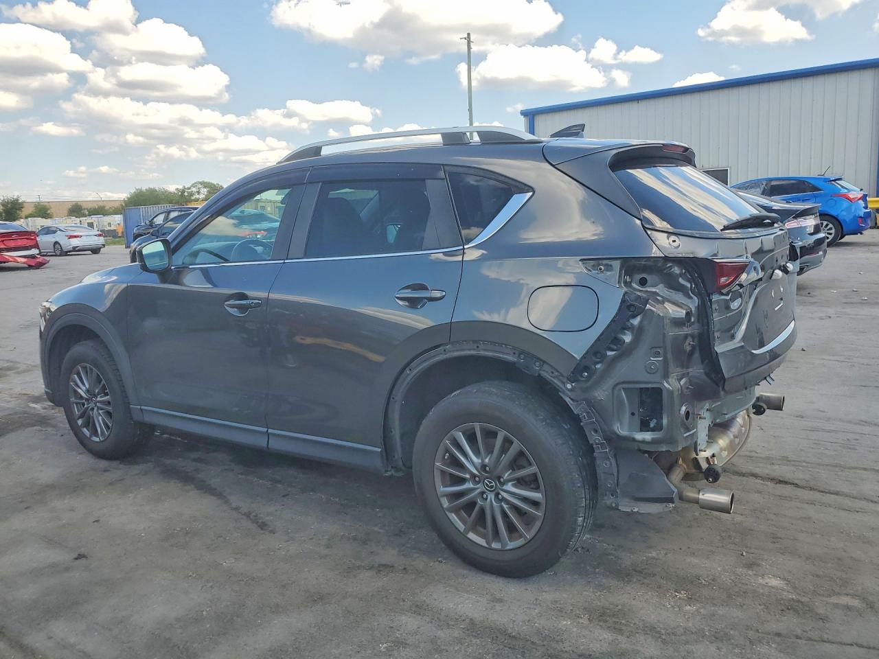 2017 MAZDA CX-5 TOURING photo 3