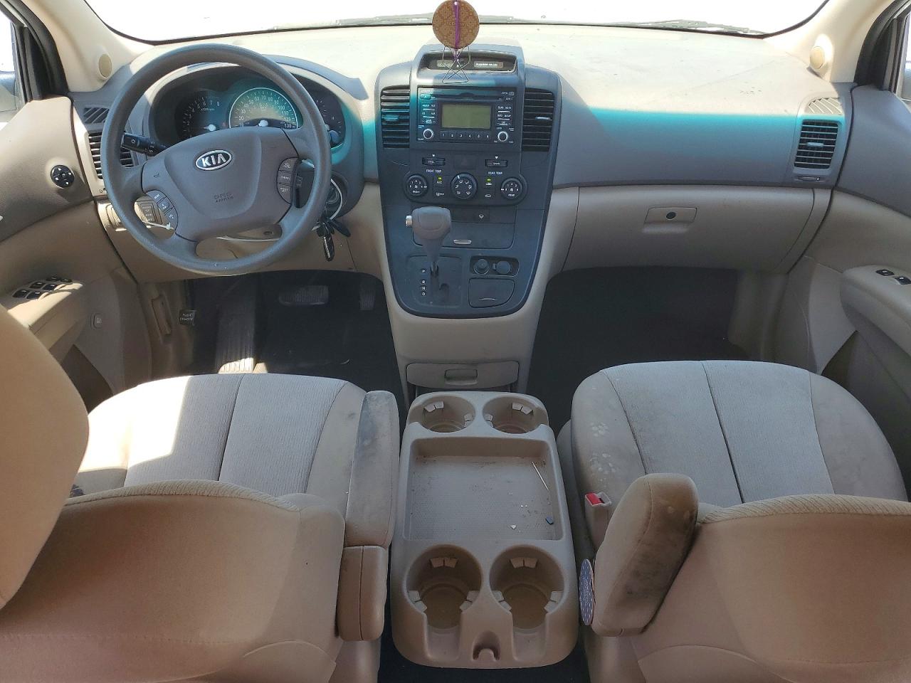 2011 KIA SEDONA LX photo 22