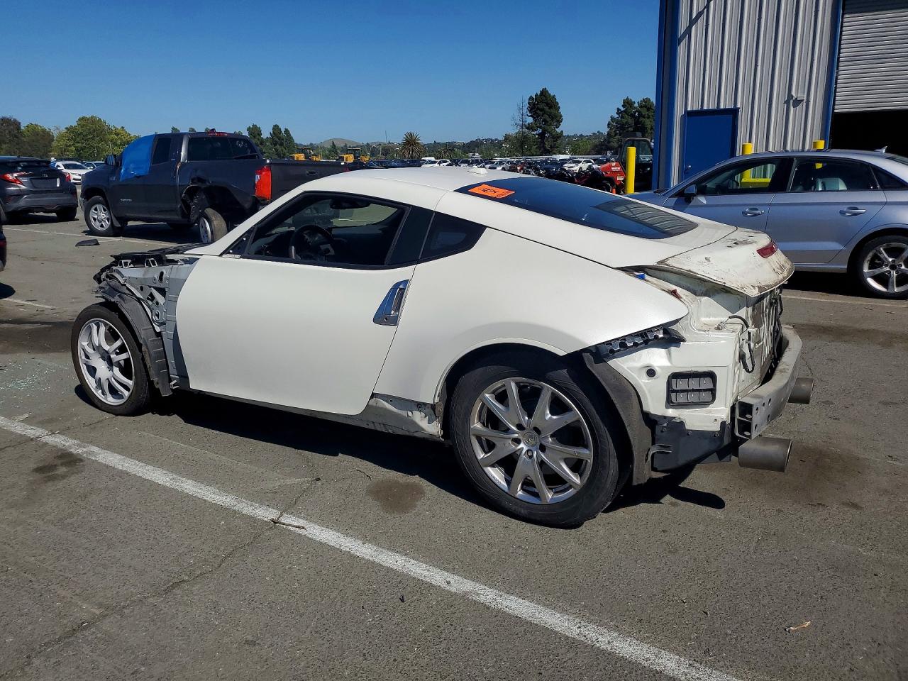 2017 NISSAN 370Z NISMO TECH photo 3