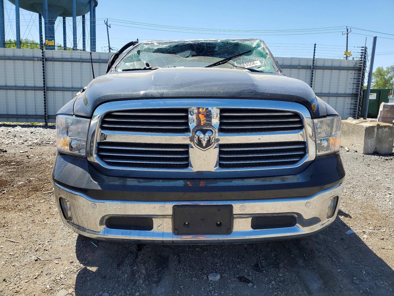 2018 RAM 1500 SLT photo 5