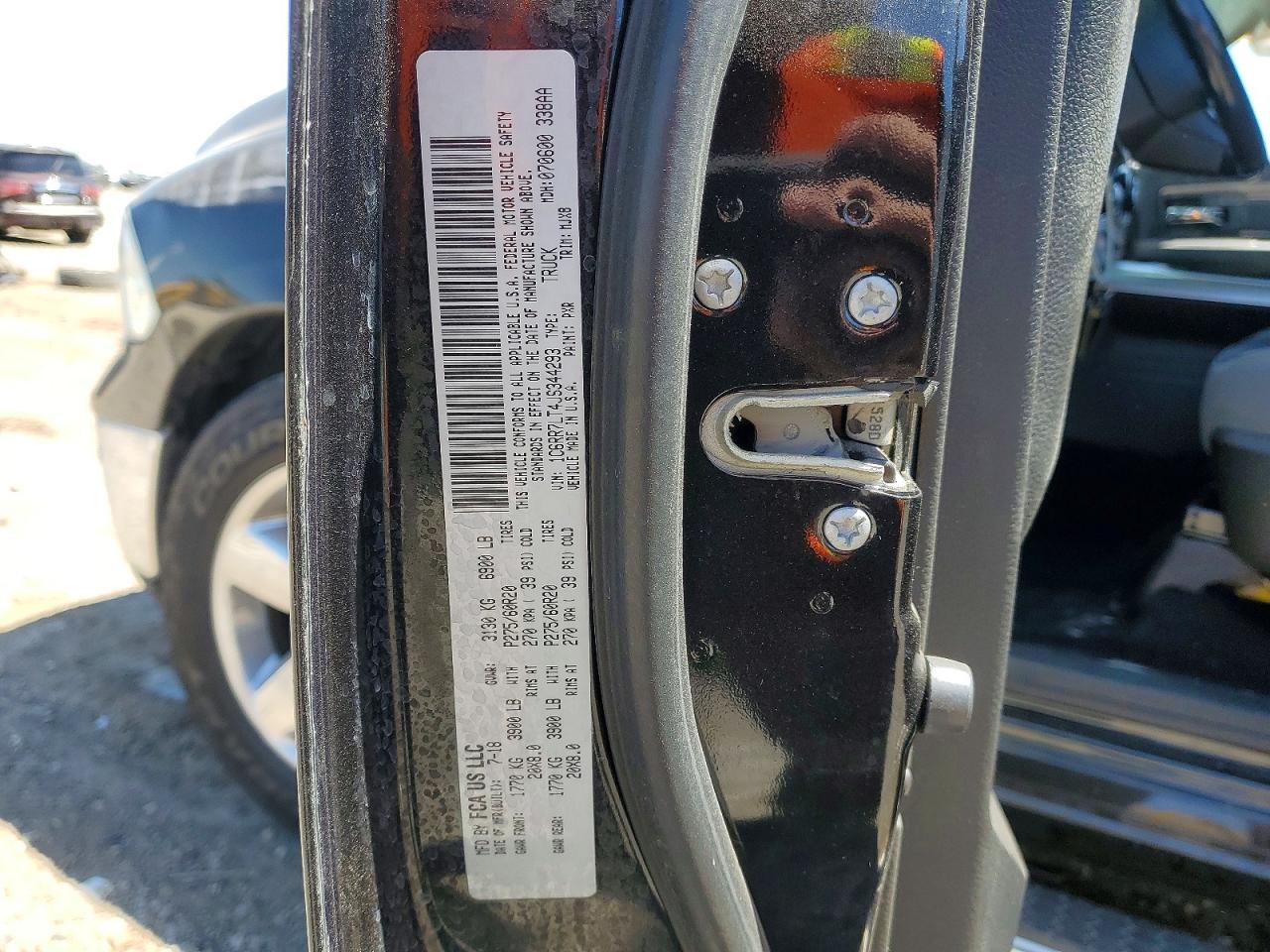 2018 RAM 1500 SLT photo 12