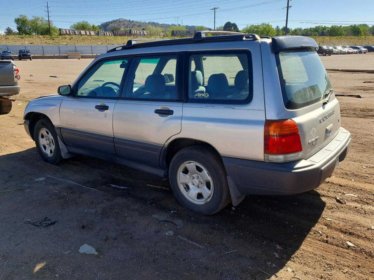 2000 SUBARU FORESTER L photo 2