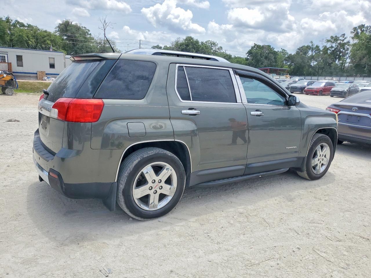 2013 GMC TERRAIN SLT photo 7