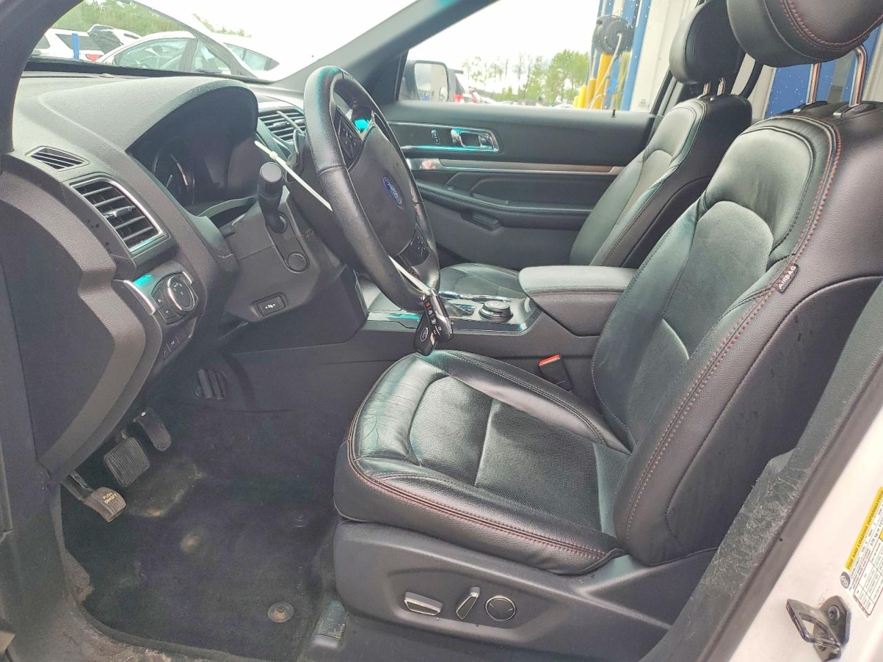 2017 FORD EXPLORER SPORT photo 13