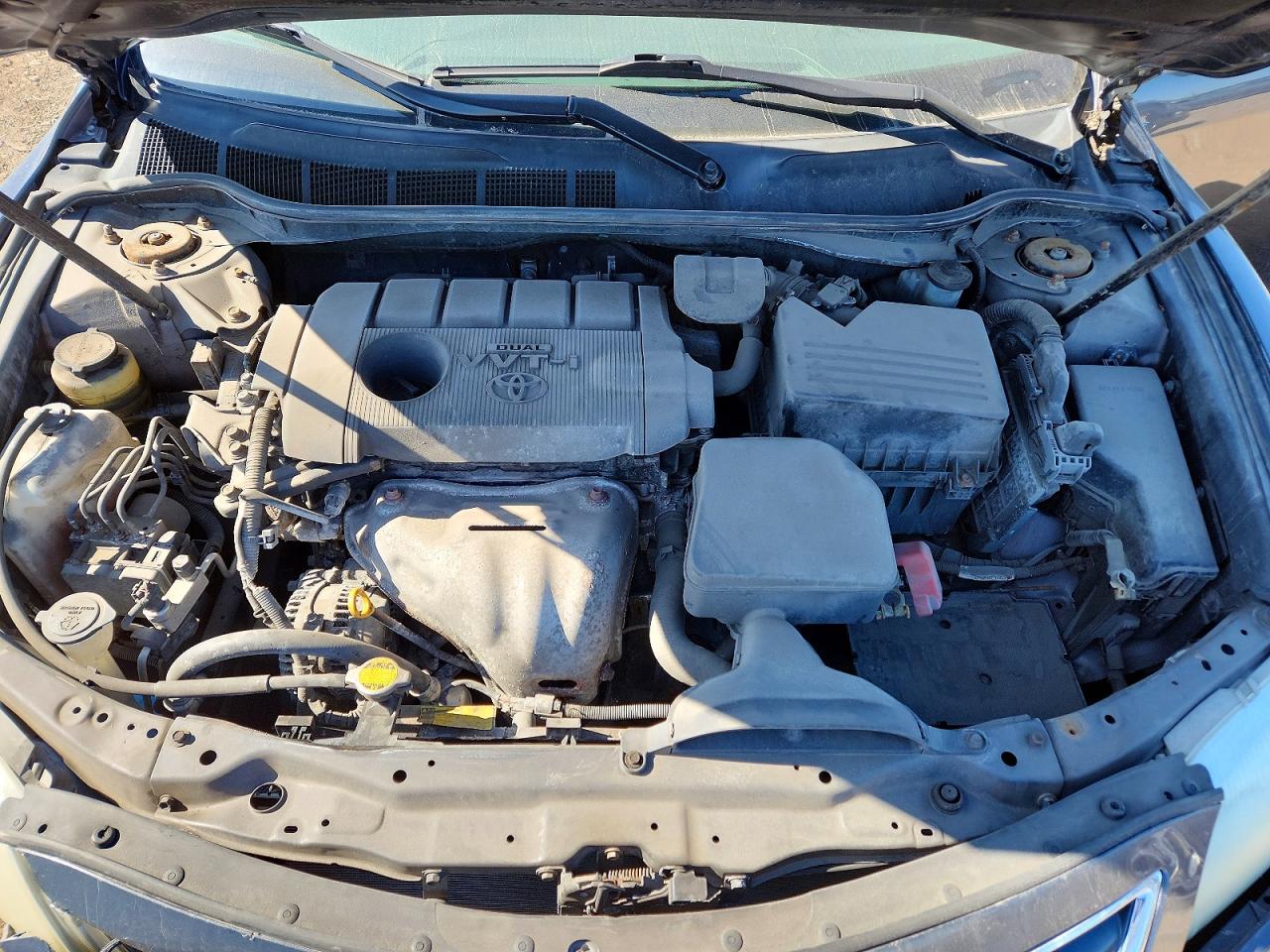 2011 TOYOTA CAMRY LE photo 31