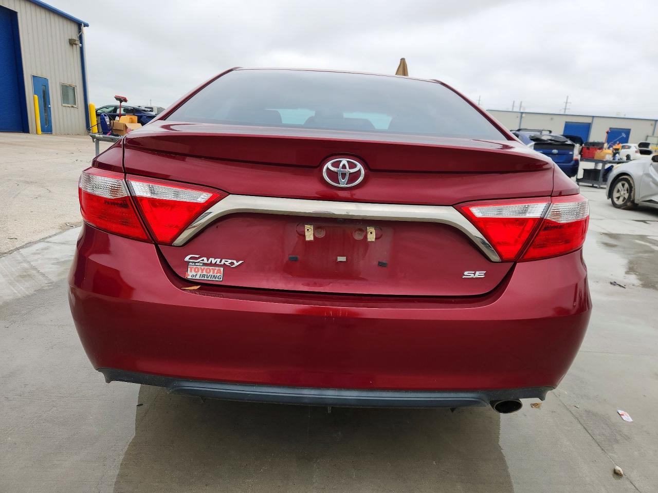 2017 TOYOTA CAMRY SE photo 11