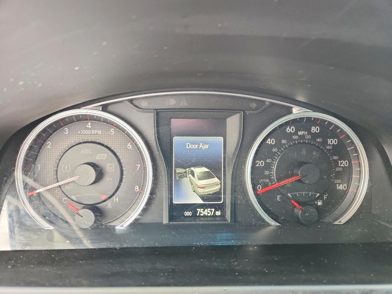 2017 TOYOTA CAMRY SE photo 17