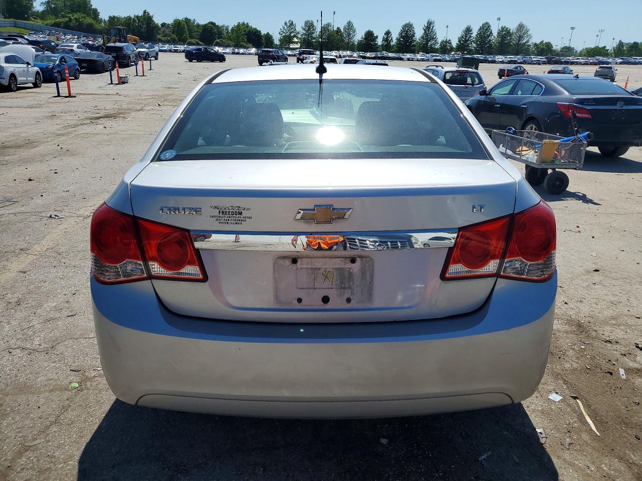 2013 CHEVROLET CRUZE LT photo 16
