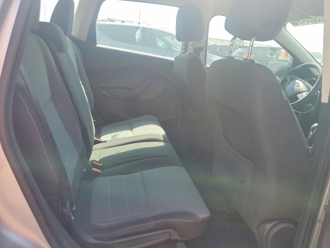 2017 FORD ESCAPE S photo 11