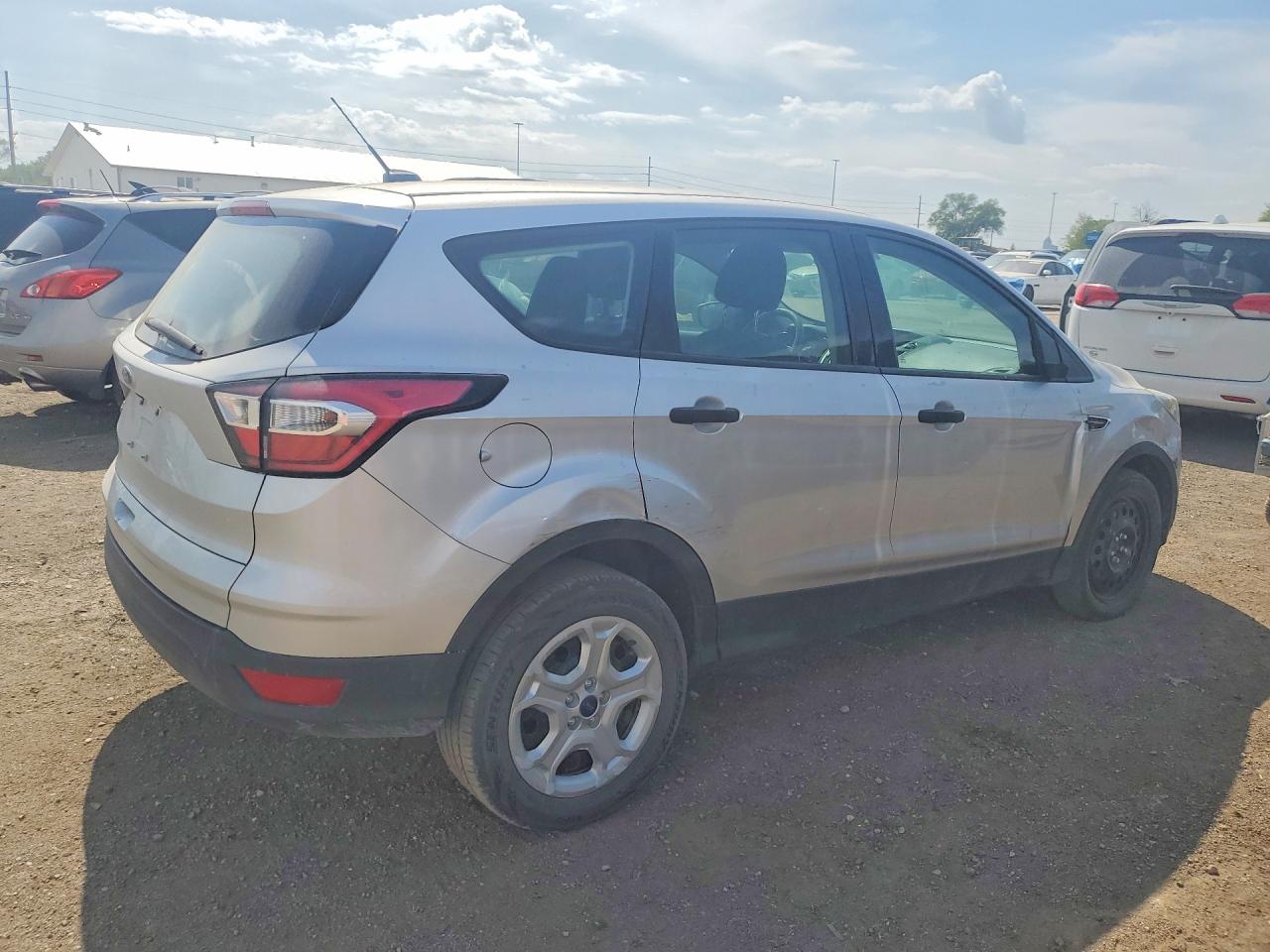 2017 FORD ESCAPE S photo 3