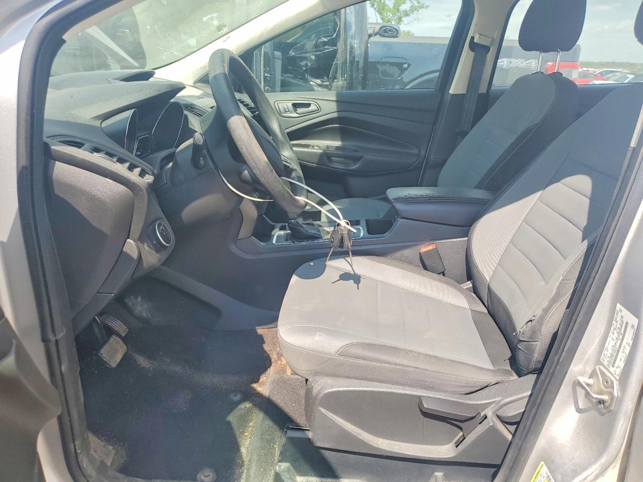 2017 FORD ESCAPE S photo 7