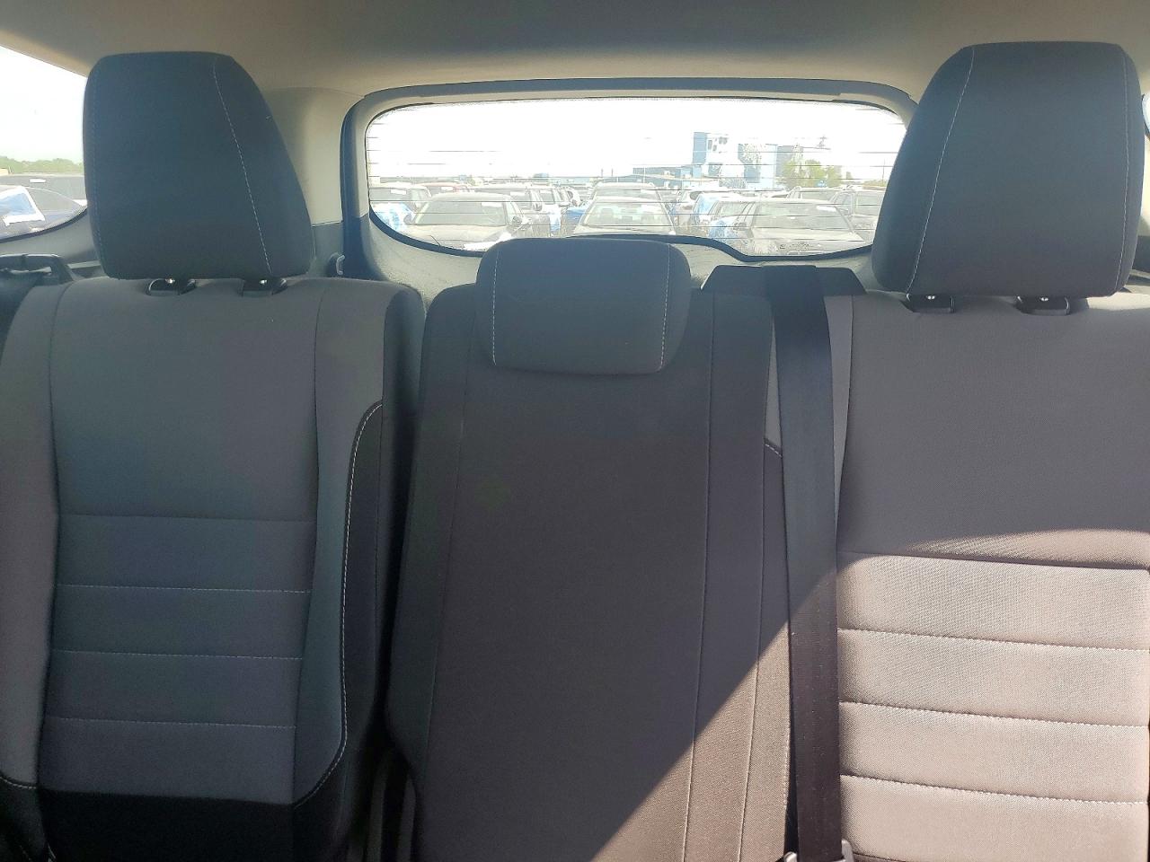2017 FORD ESCAPE S photo 10