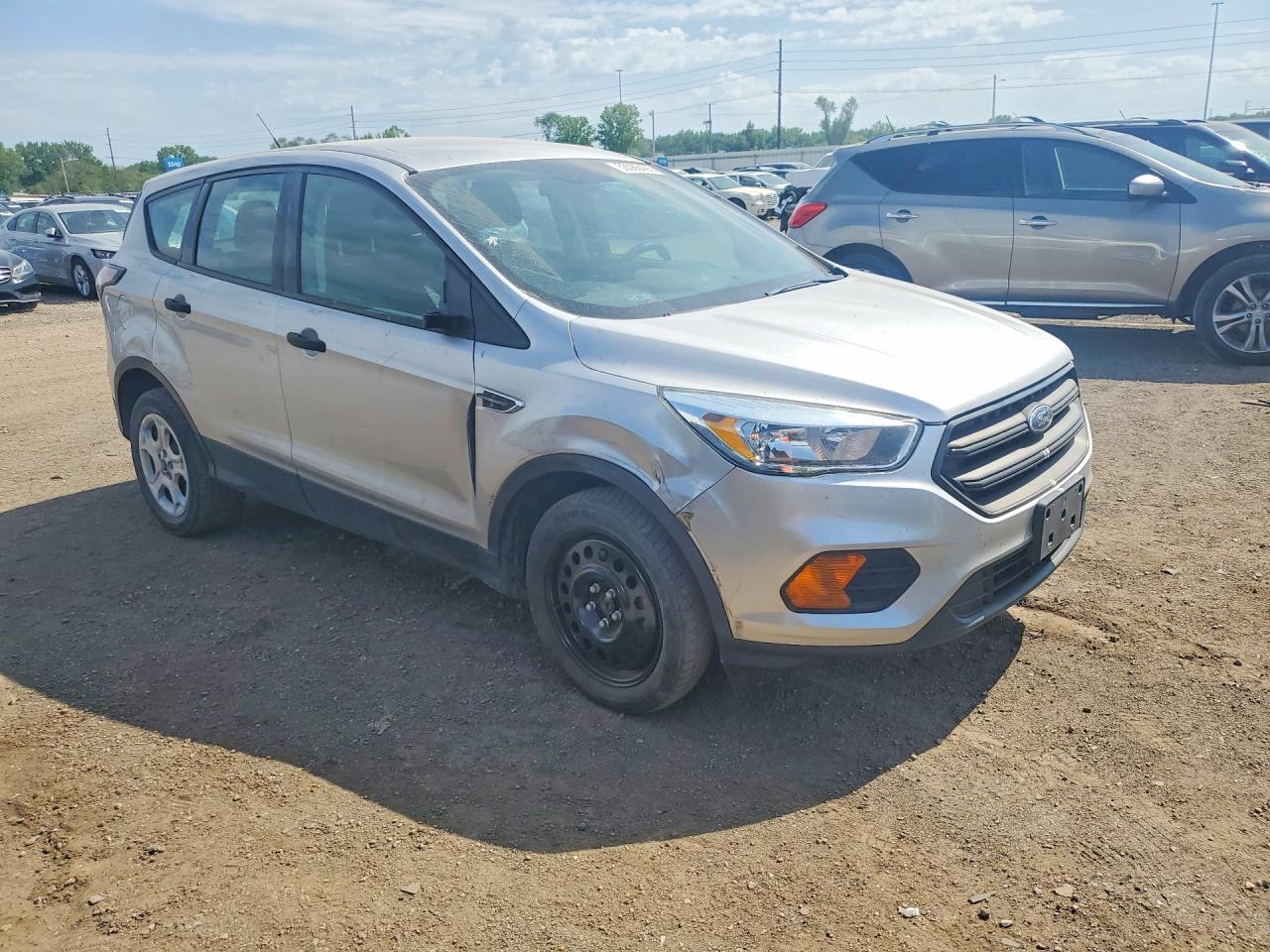 2017 FORD ESCAPE S photo 4