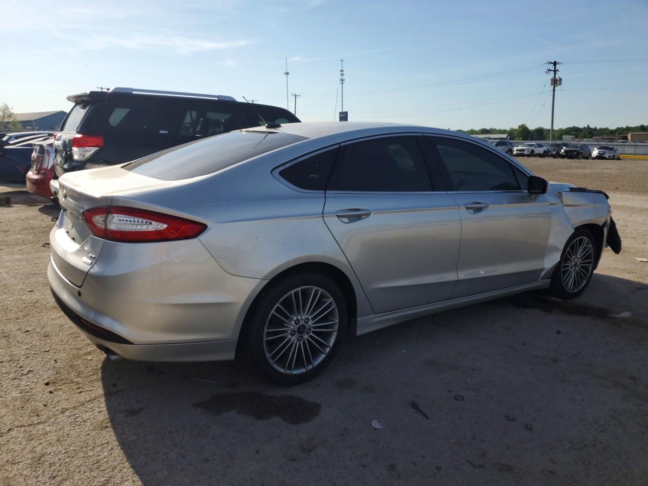 2013 FORD FUSION SE photo 5