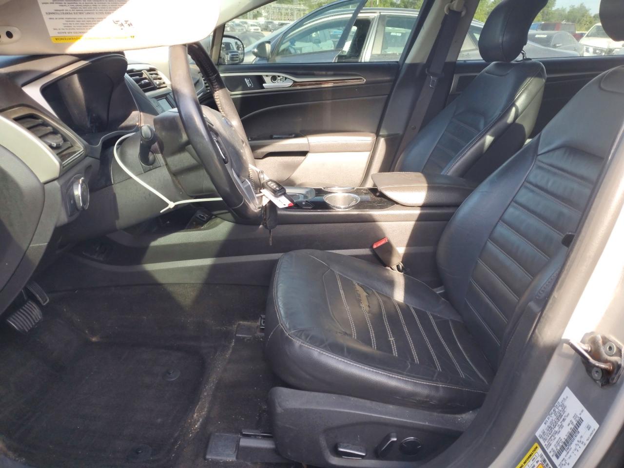 2013 FORD FUSION SE photo 13