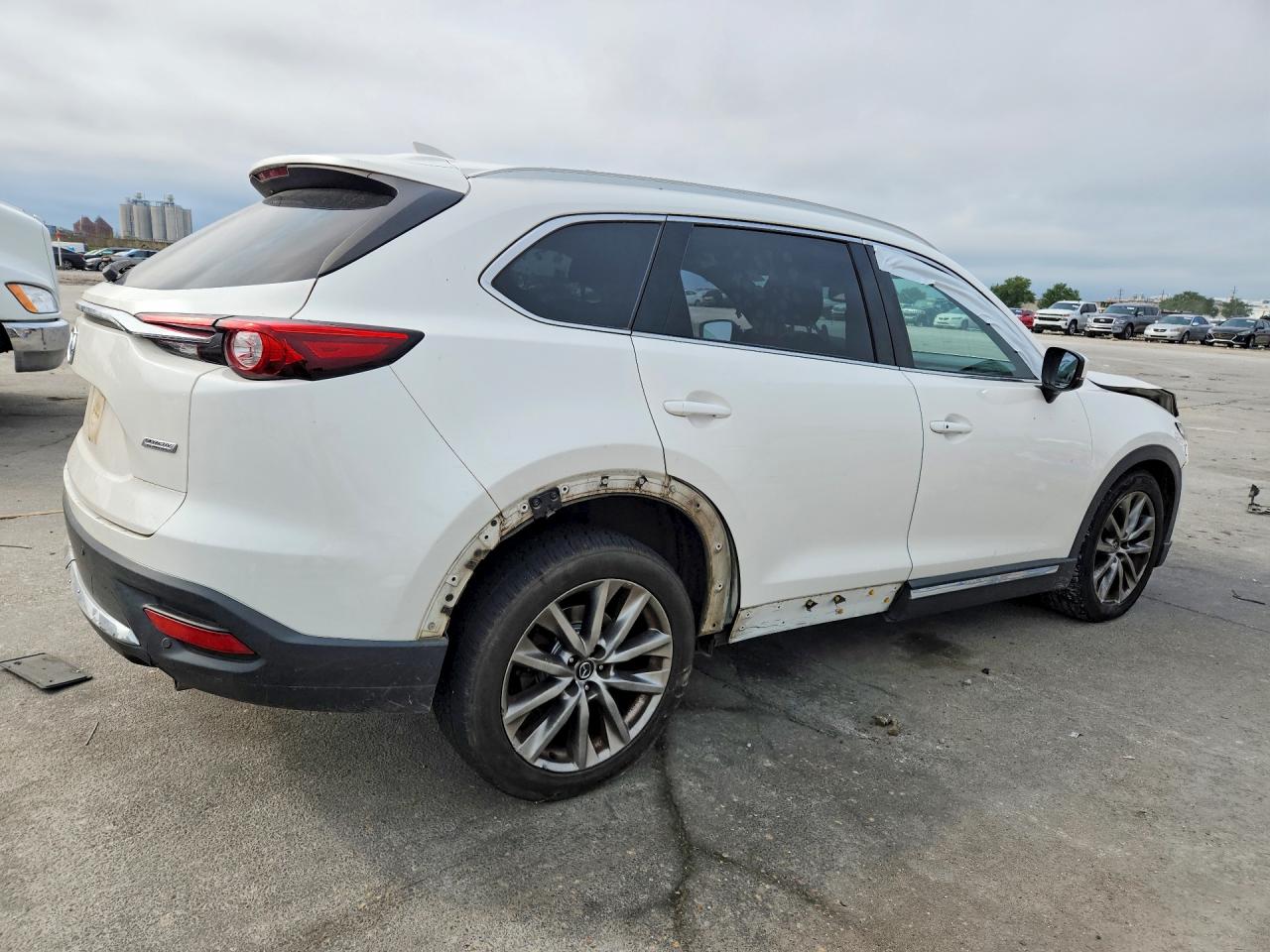 2017 MAZDA CX-9 GRAND TOURING photo 5