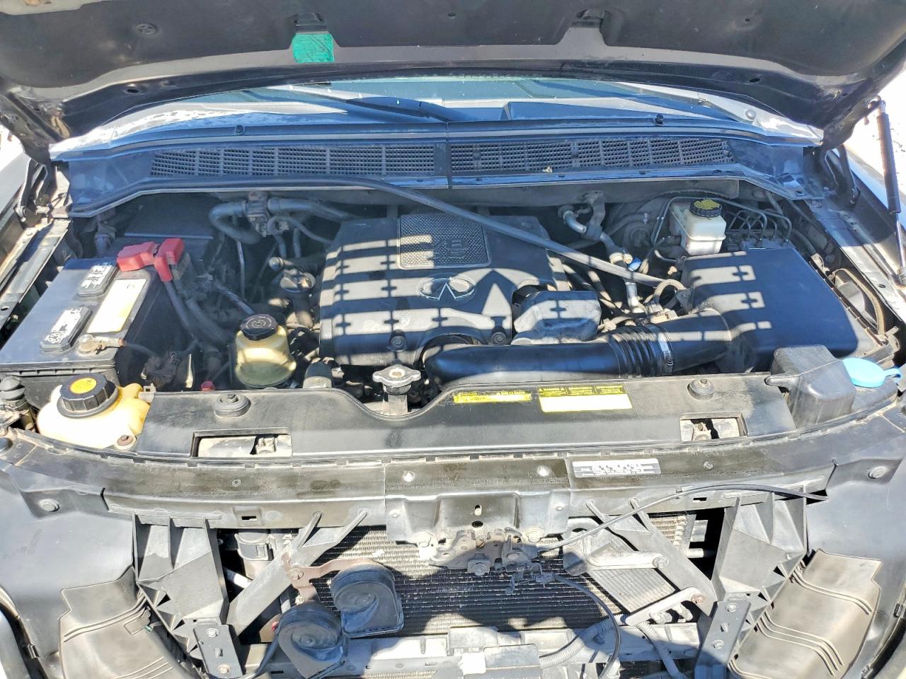 2010 INFINITI QX56 BASE photo 23