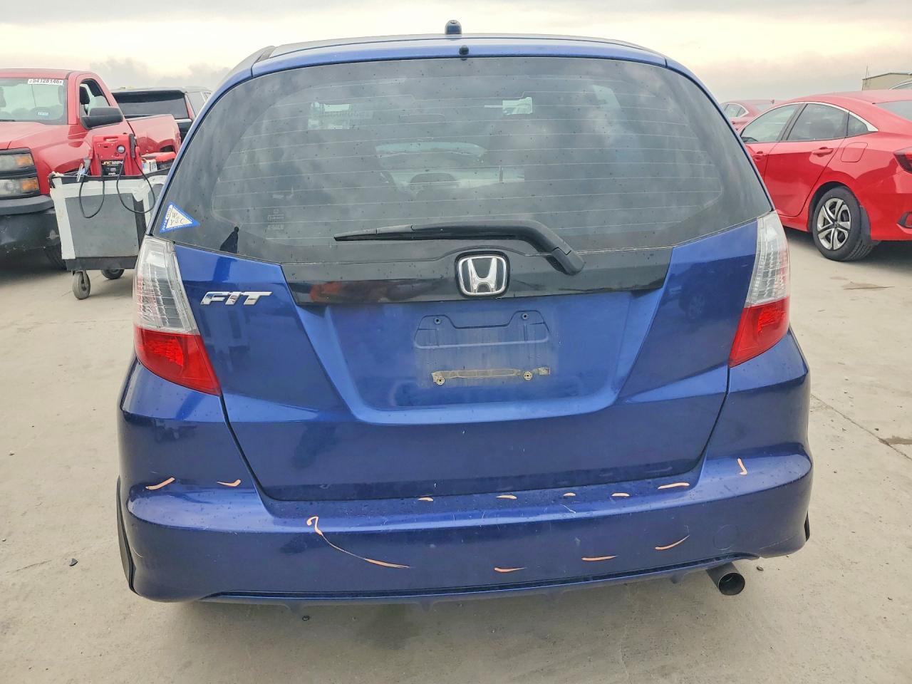 2013 HONDA FIT photo 16