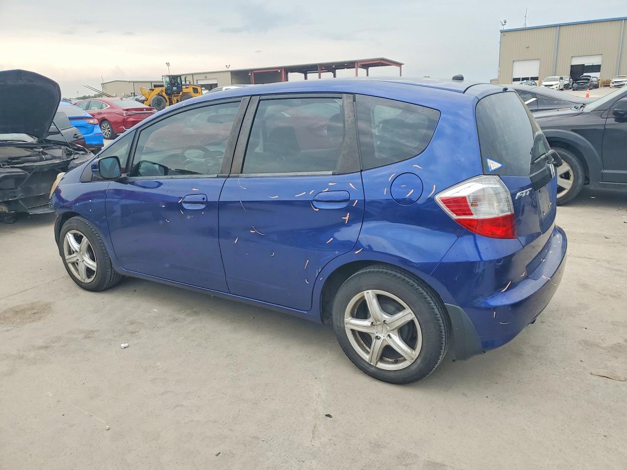 2013 HONDA FIT photo 4