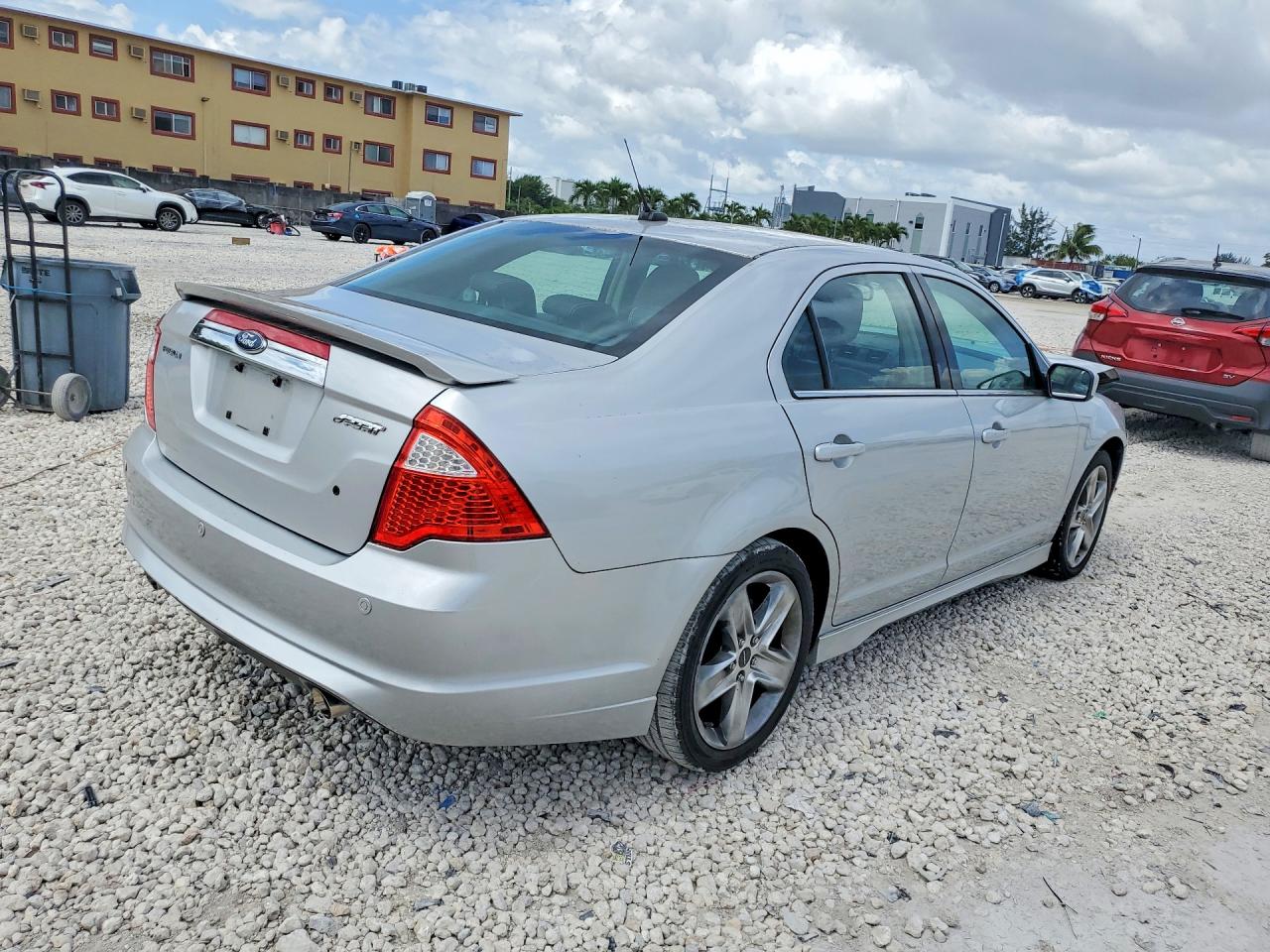 2010 FORD FUSION SPORT photo 7