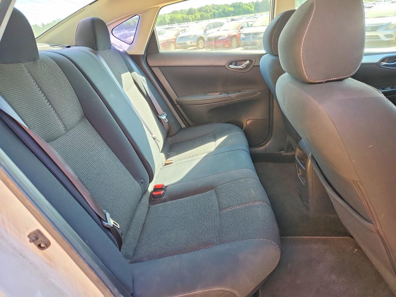 2017 NISSAN SENTRA S photo 10