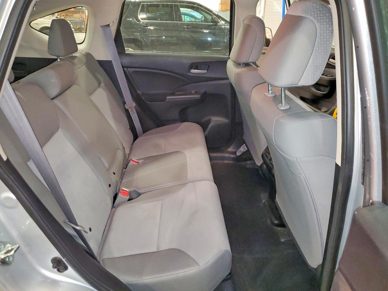 2015 HONDA CR-V LX photo 21