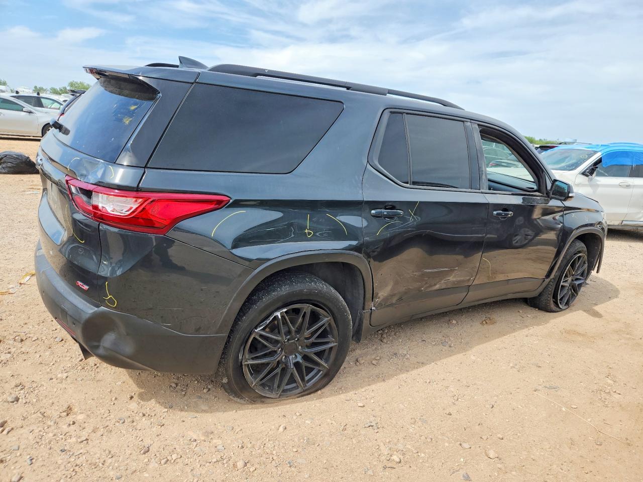 2019 CHEVROLET TRAVERSE RS photo 5