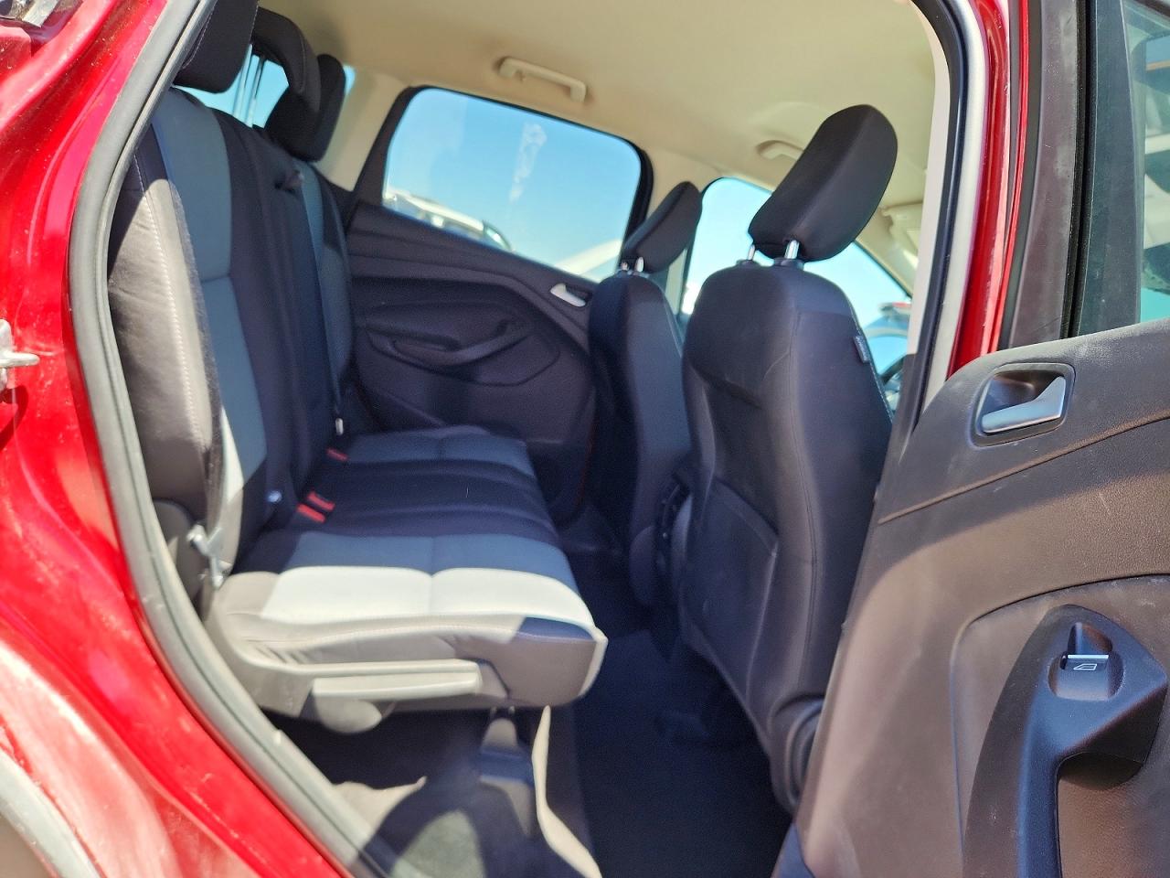 2019 FORD ESCAPE SE photo 21