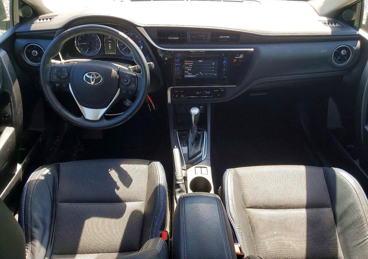 2017 TOYOTA COROLLA SE photo 15