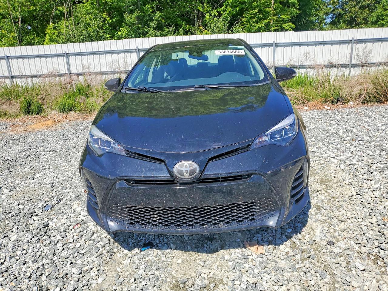 2017 TOYOTA COROLLA SE photo 9