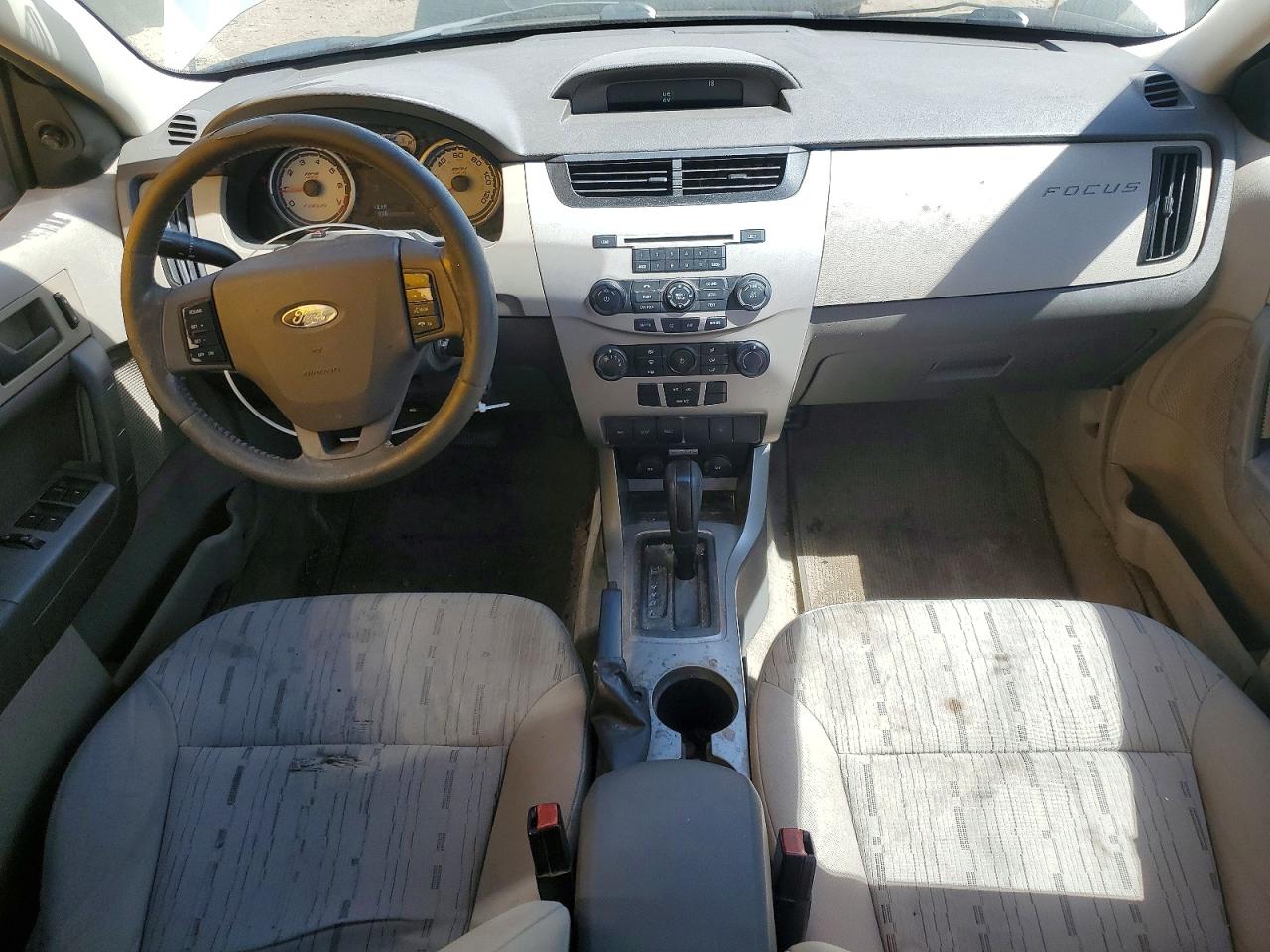 2008 FORD FOCUS photo 22