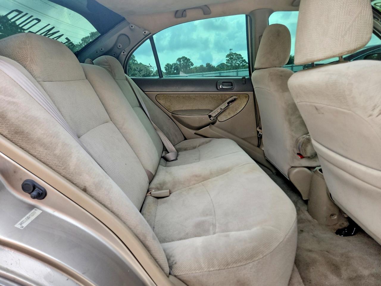 2002 HONDA CIVIC LX photo 19