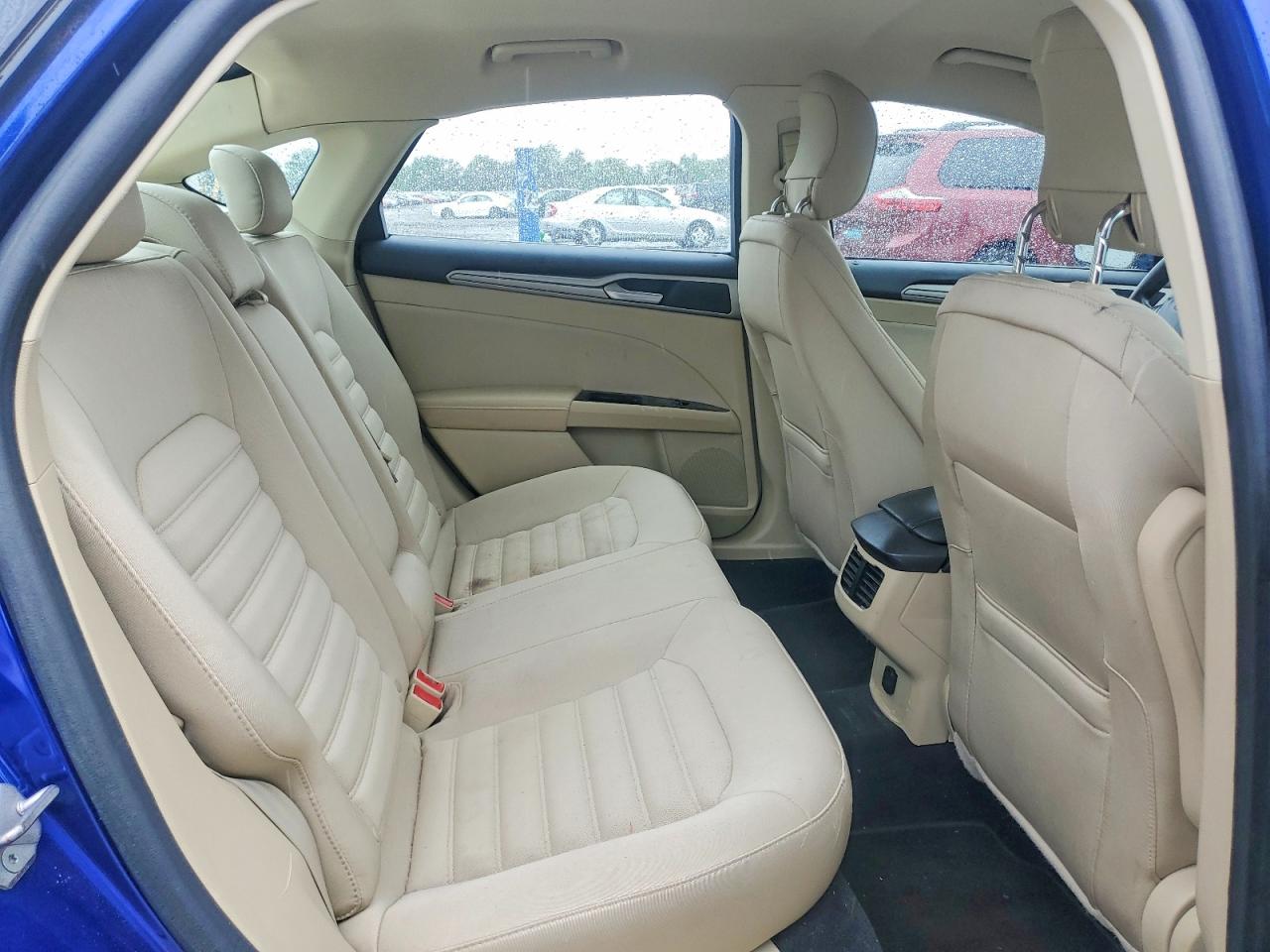 2014 FORD FUSION SE photo 19