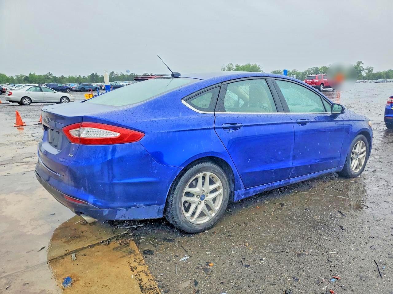 2014 FORD FUSION SE photo 5