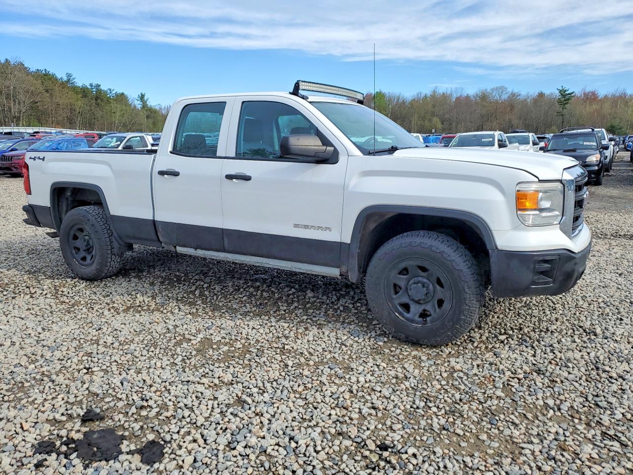 2015 GMC SIERRA K1500 photo 7