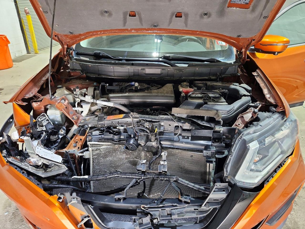 2018 NISSAN ROGUE SV photo 23