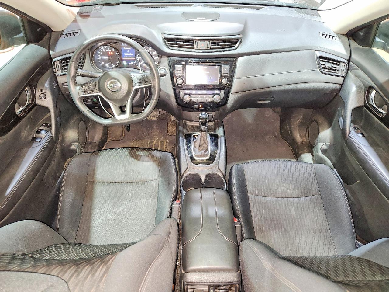 2018 NISSAN ROGUE SV photo 15