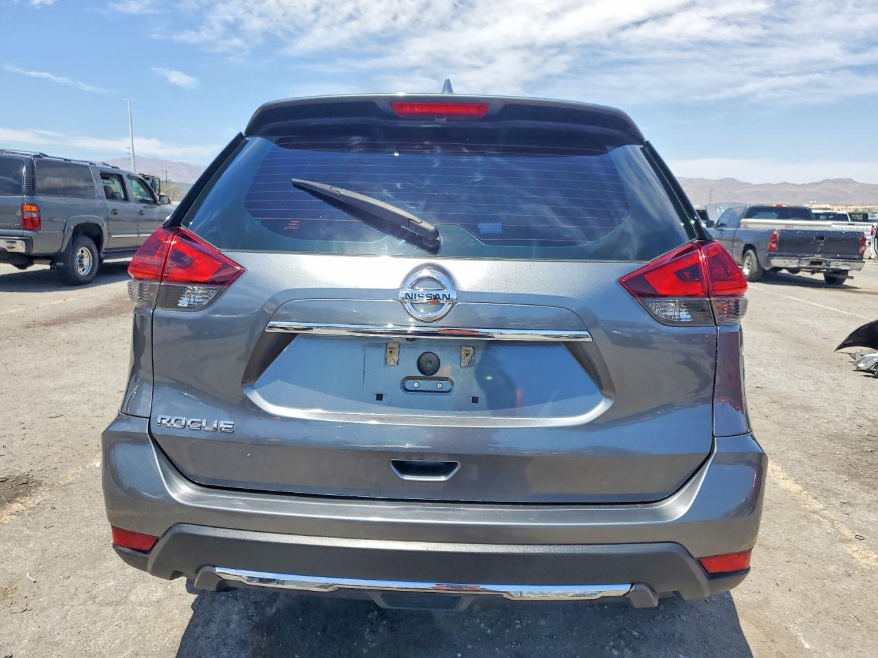 2020 NISSAN ROGUE S photo 16
