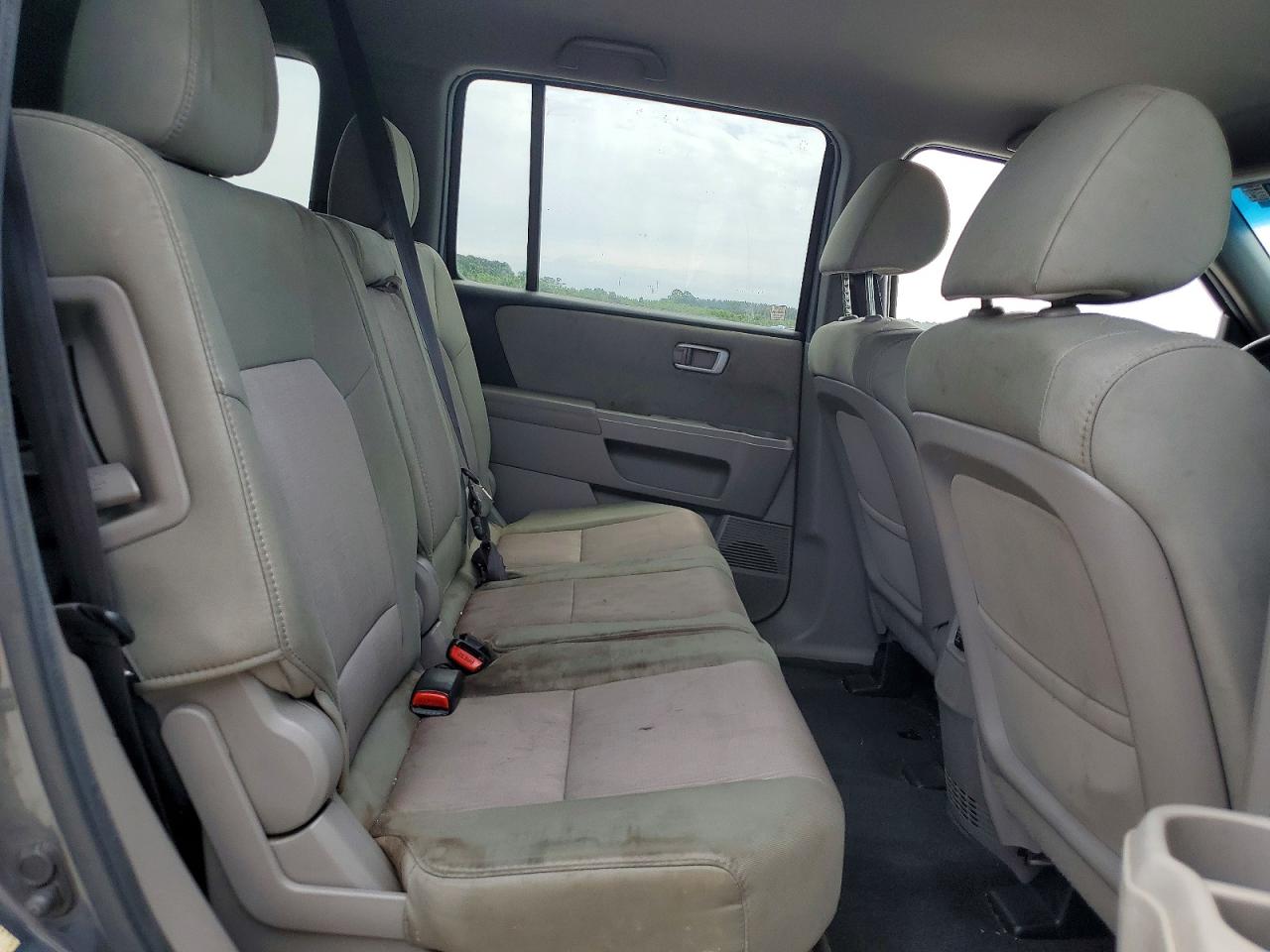 2012 HONDA PILOT photo 31