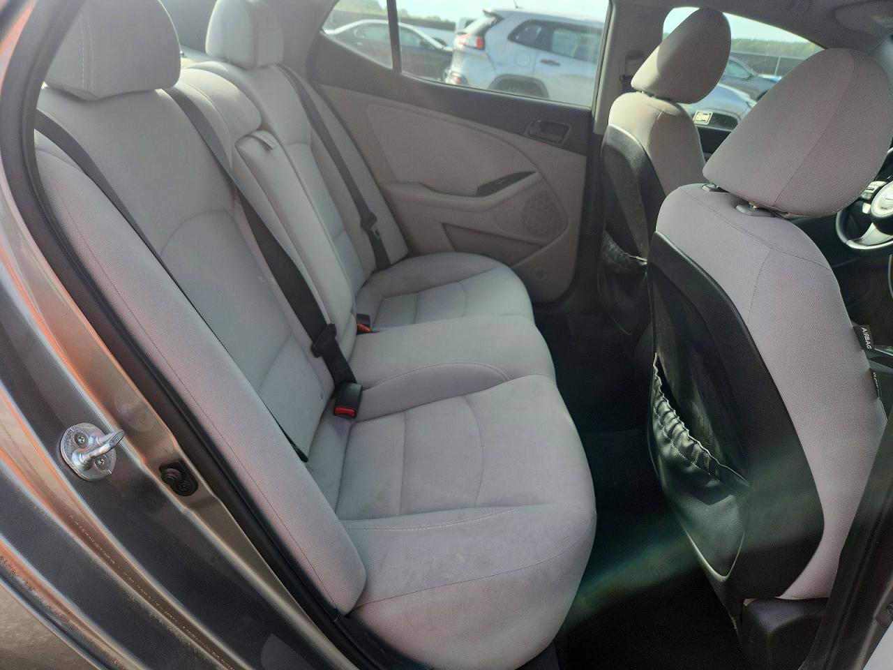 2015 KIA OPTIMA LX photo 28