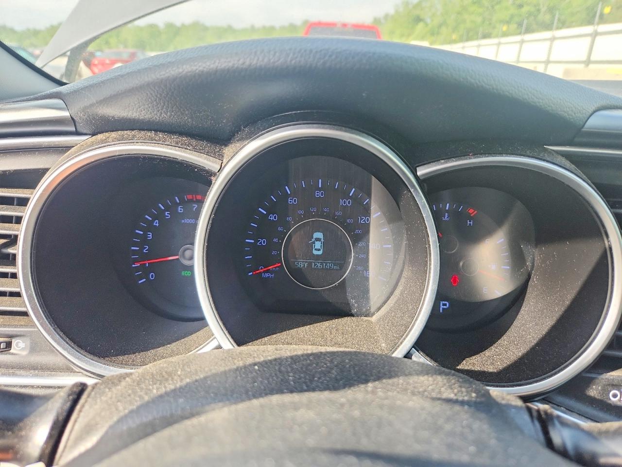 2015 KIA OPTIMA LX photo 25